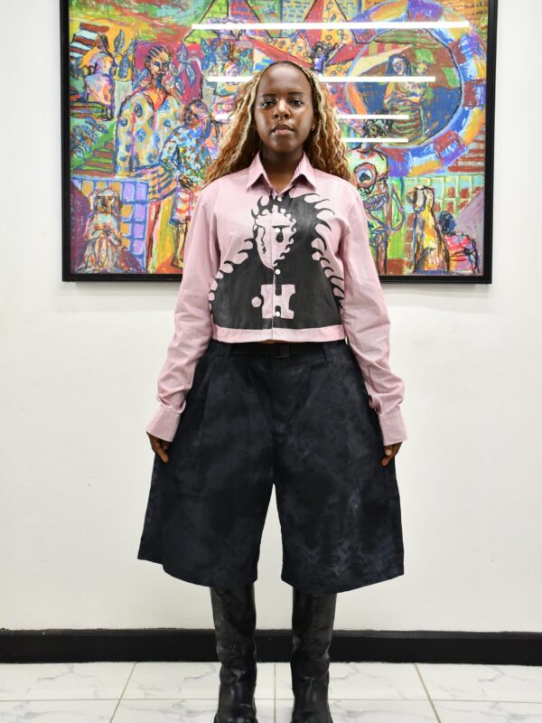 Handpainted shirt
Medium - large