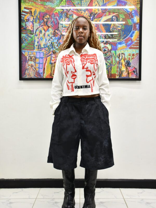 Handpainted shirt
Medium - large